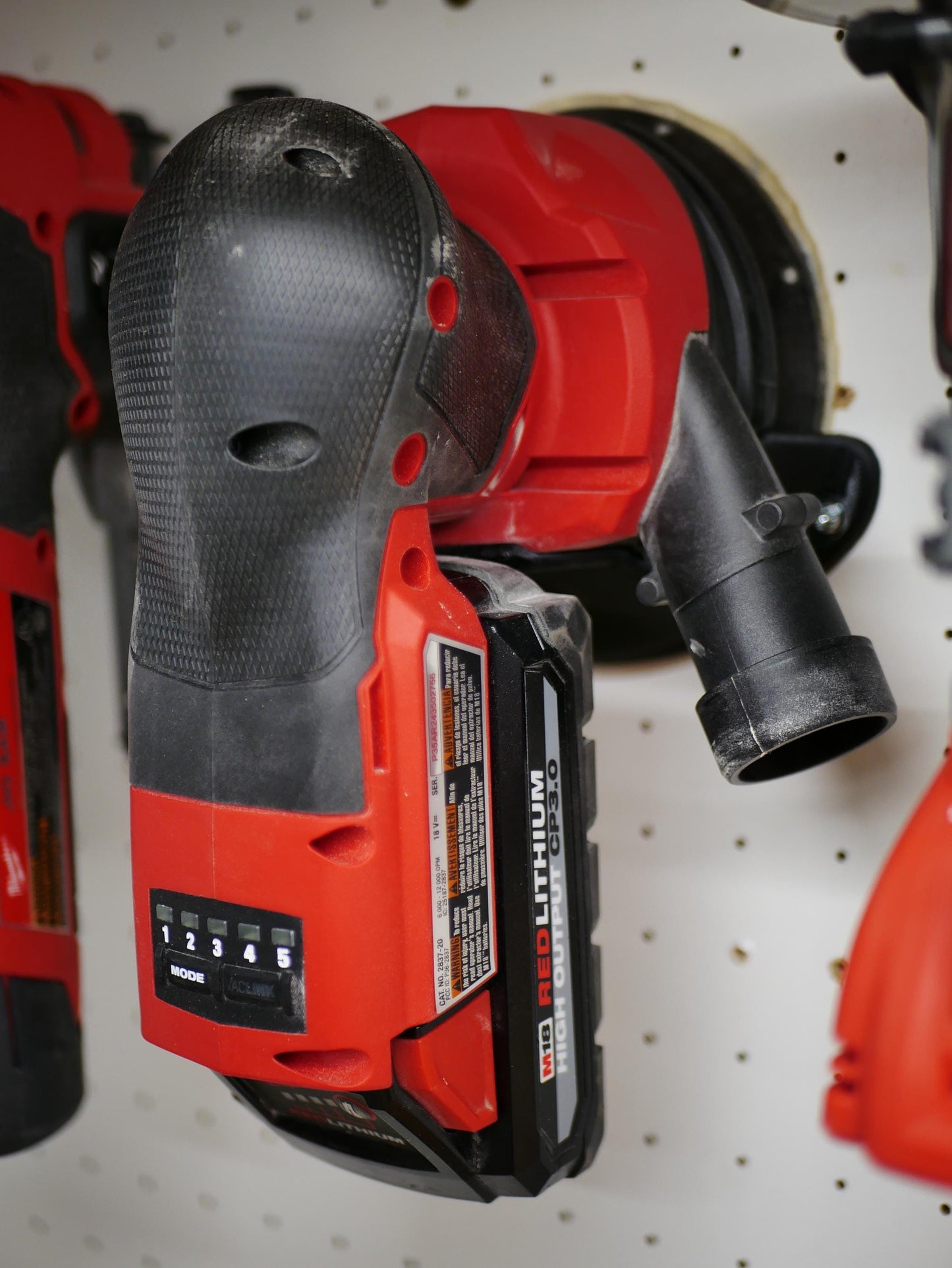 M18 Fuel Orbital Sander Wall Mount