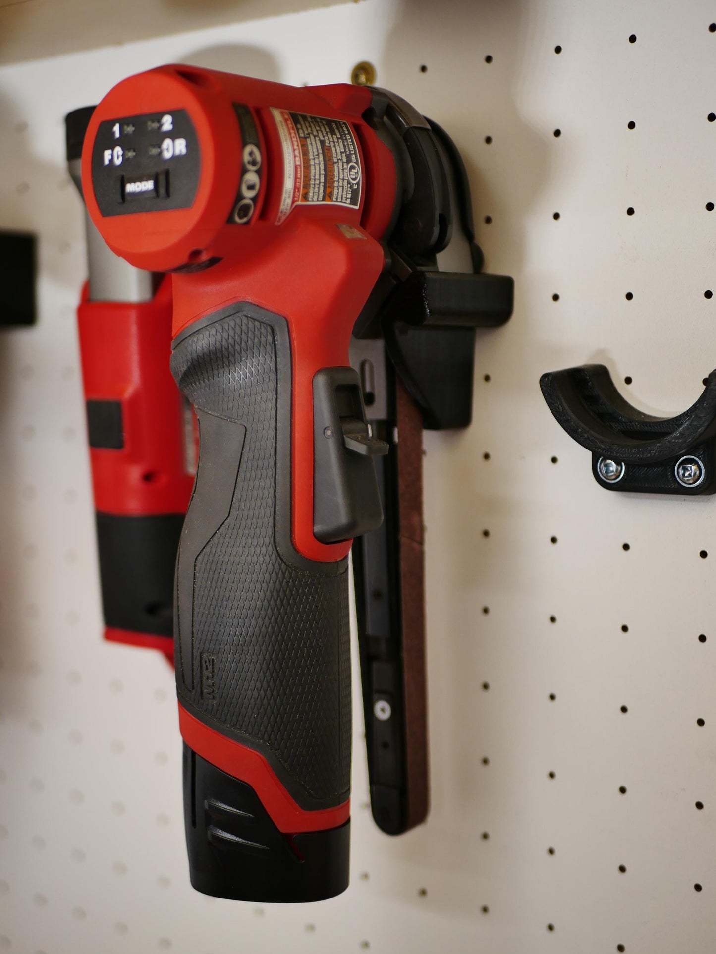 M12 Fuel Bandfile Wall Mount
