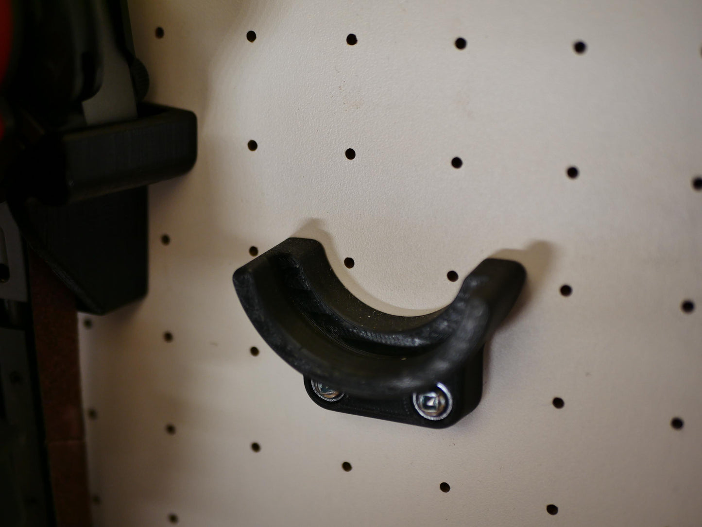 M12/M18 Fuel Oscillating Tool Wall Mount
