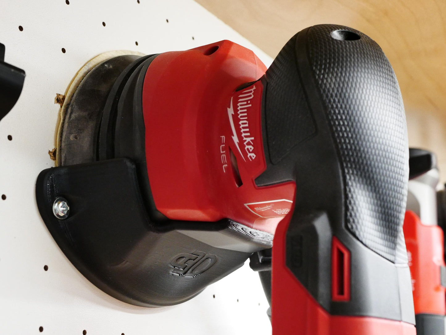 M18 Fuel Orbital Sander Wall Mount